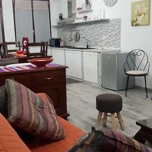 https://little-house.in-sardinia.net